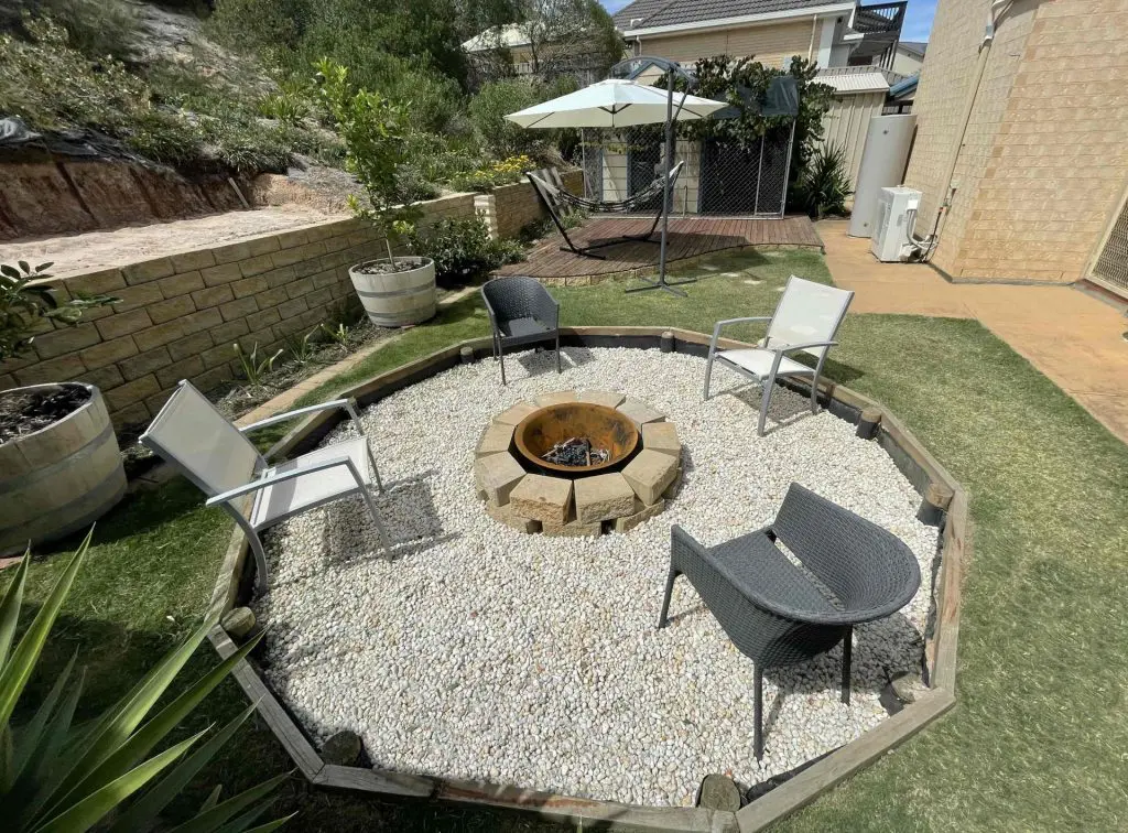 How To Build a Fire Pit with Bricks