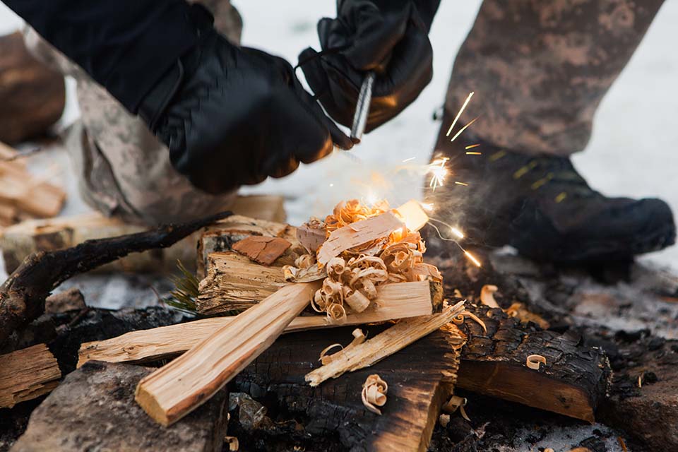 How To Start A Fire With Household Items: 5 Hacks How To Start A Fire With Household Items