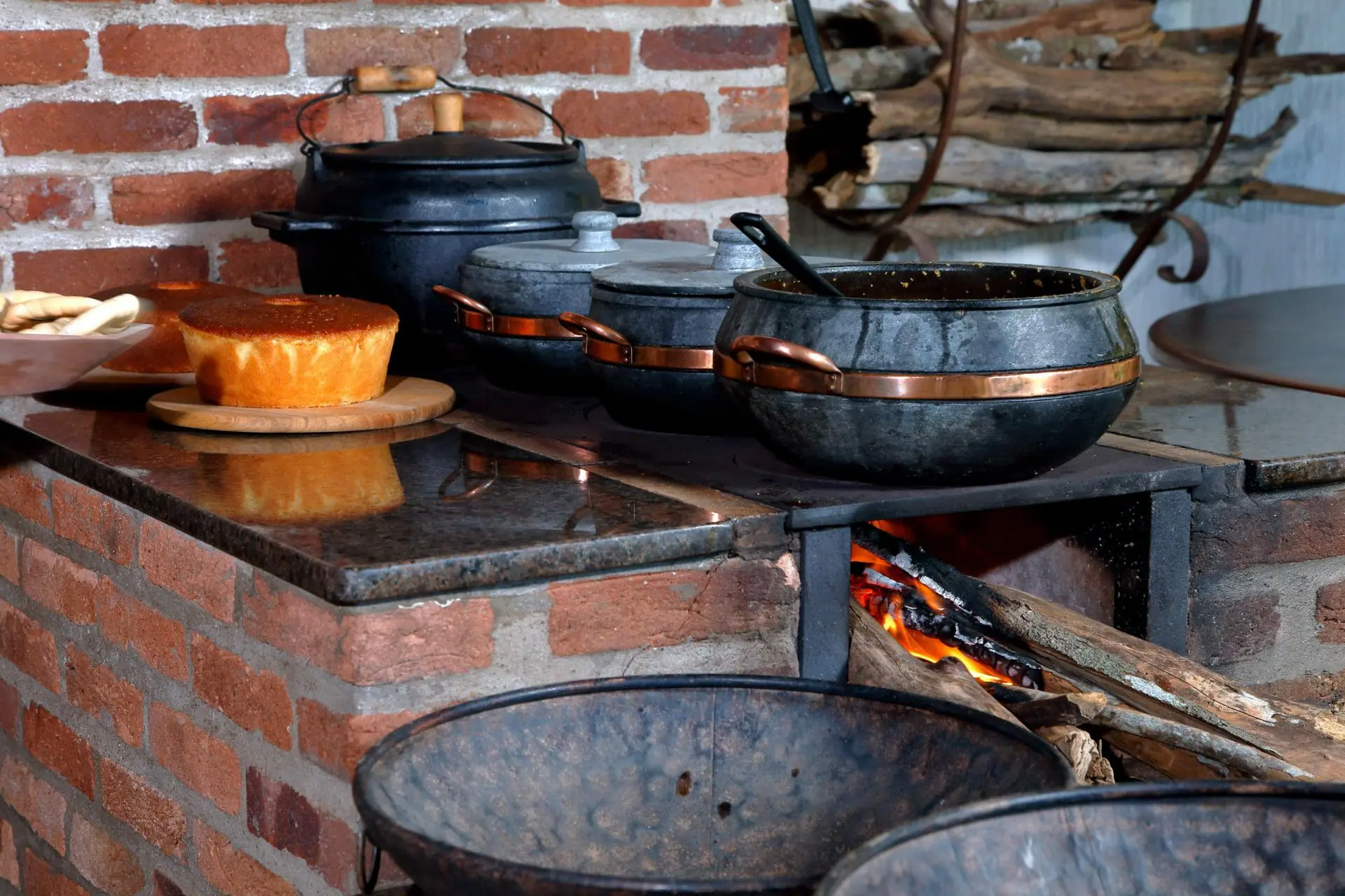 How to Identify an Antique Wood Stove