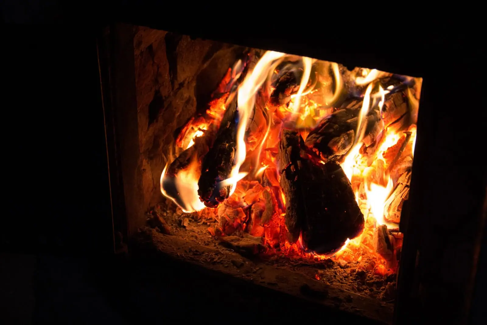 Can you burn coal in a fireplace insert?