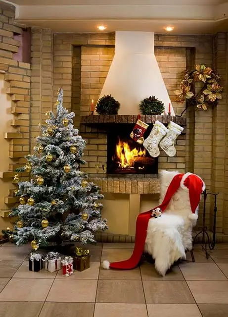 Fireplace Christmas Décor Ideas